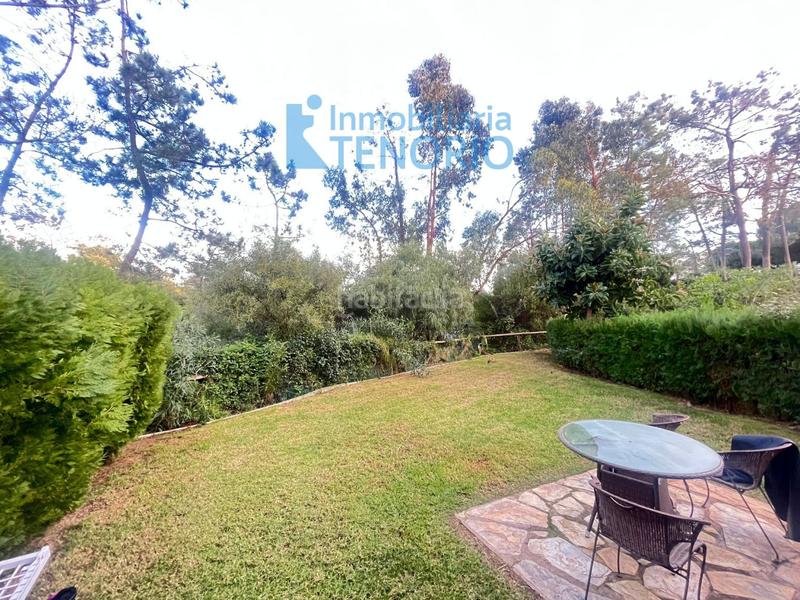 Foto c38d8b47-d53a-4ebd-a8a6-cf8af9abb6be. Casa adossada amb aparcament a Islantilla golf Islantilla