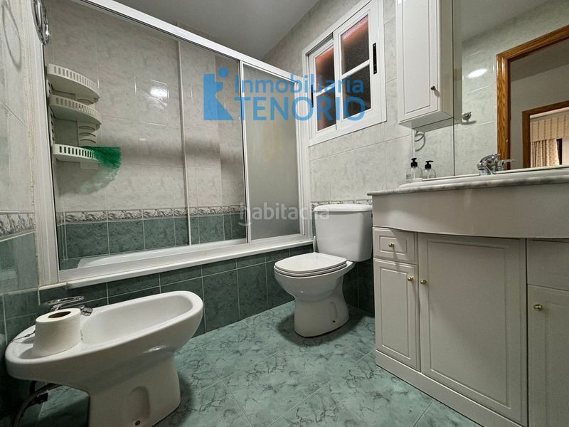 Foto 1dc00dcb-1a62-4d0e-8ef3-2888585b27a1. Casa adossada amb aparcament piscina a Islantilla costa Islantilla