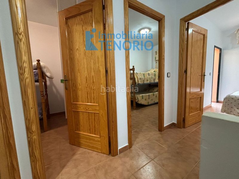 Foto 31859422-224b-4f5f-995f-f766a1d05763. Casa adossada amb aparcament piscina a Islantilla costa Islantilla