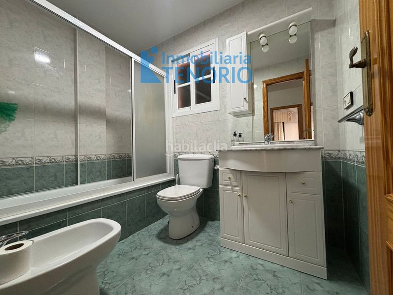 Foto bf0a8b87-4641-4fc6-9b73-e71eb91a6c73. Casa adossada amb aparcament piscina a Islantilla costa Islantilla