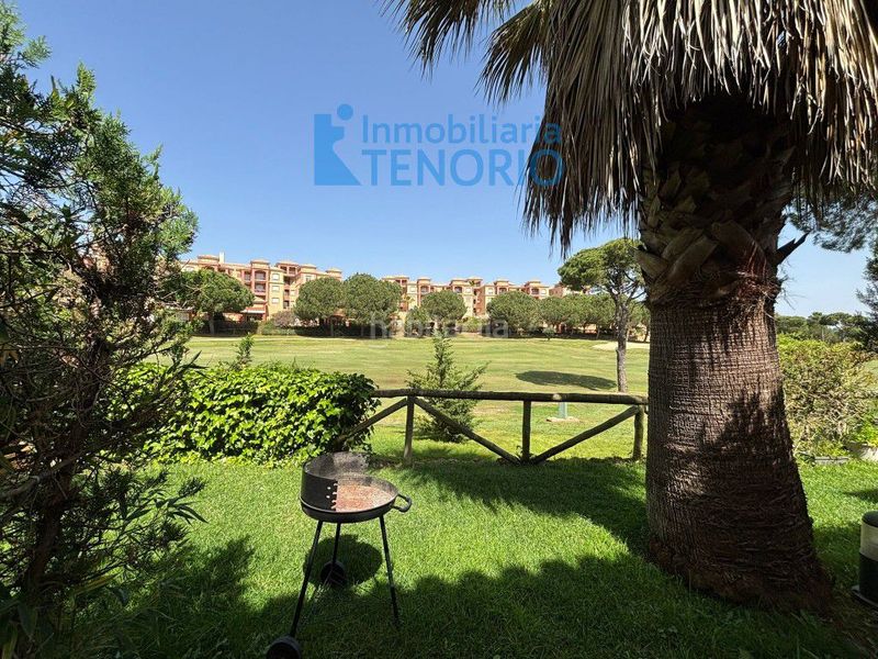 Foto 1dc05f86-ef65-462c-927a-33648727ad57. Casa adossada amb aparcament a Islantilla golf Islantilla