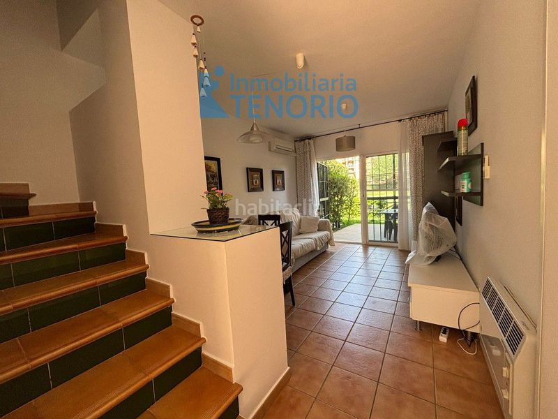 Foto 6d0dd5e2-4d35-453d-bc19-6060ca37d5e0. Casa adossada amb aparcament a Islantilla golf Islantilla