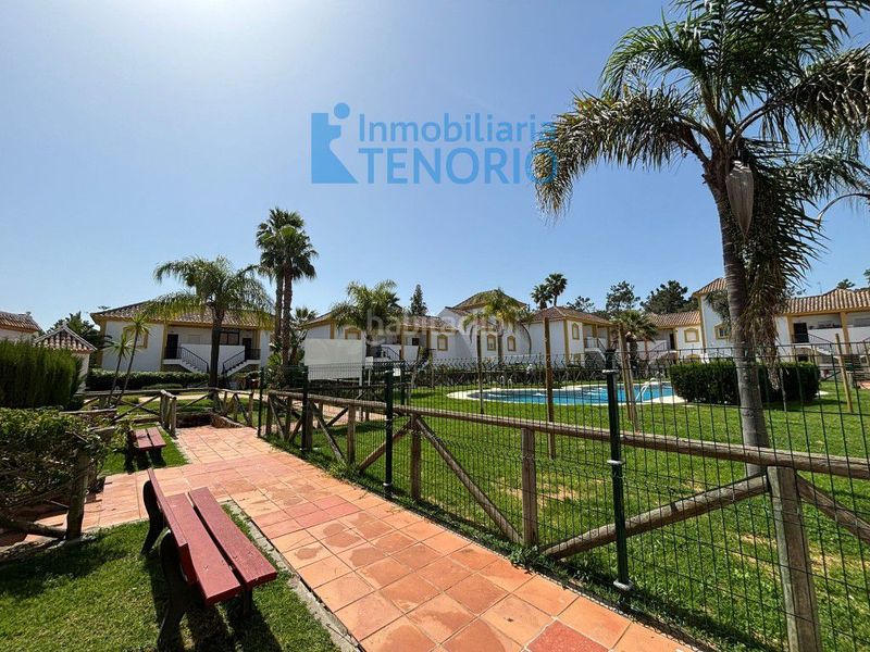 Foto d291b3a5-677c-4c40-b3d6-25abc9baaff3. Casa adossada amb aparcament a Islantilla golf Islantilla