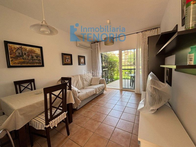 Foto ffde8c51-c3da-4499-a9bd-f7859bcdedf7. Casa adossada amb aparcament a Islantilla golf Islantilla
