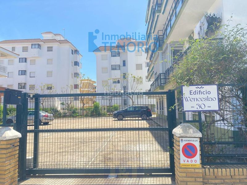 Foto 4eff3283-470d-4b8a-8eeb-3ef756adc5ba. Apartament amb aparcament a La Antilla