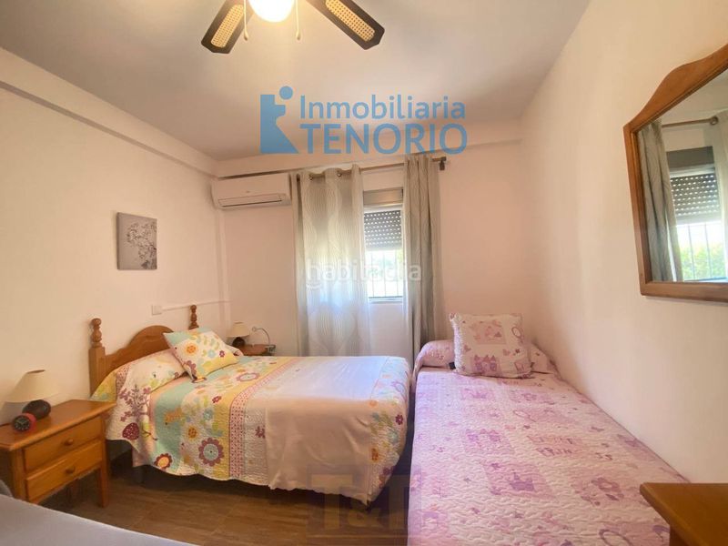 Foto c3418fb6-dda6-47b8-bb54-8ace5dd015de. Apartament amb aparcament a La Antilla