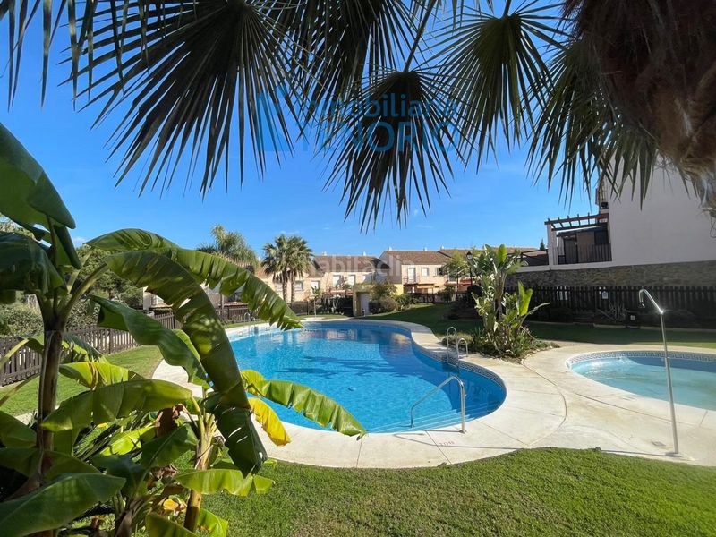 Foto 9f194b31-7ff2-4dcb-942e-f232aa9dab13. Casa adossada a n/a a Islantilla golf Islantilla