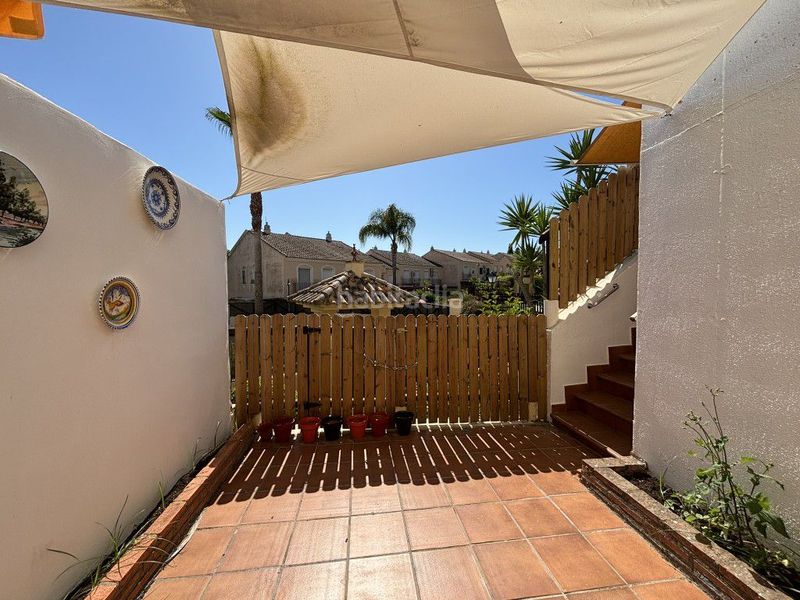 Foto cf5b6677-105a-4a99-92a7-3c7354343b1b. Casa adossada a n/a a Islantilla golf Islantilla