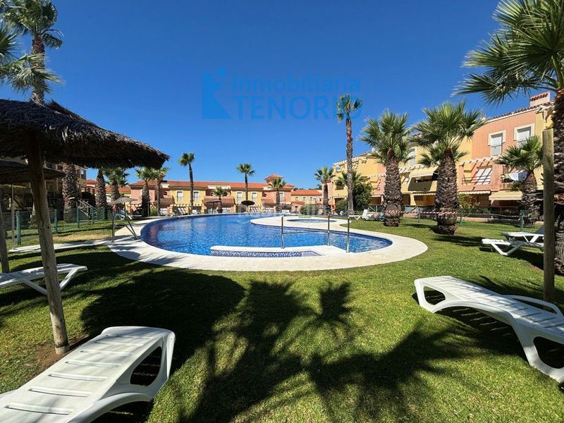 Foto cb6c4dd2-f038-4b13-9841-c6accda9801b. Apartament amb calefacció aparcament piscina a Islantilla golf Islantilla