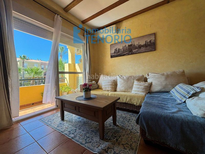 Foto fbaae6e4-47f8-4afe-ad99-151635a2a48a. Apartament amb calefacció aparcament piscina a Islantilla golf Islantilla