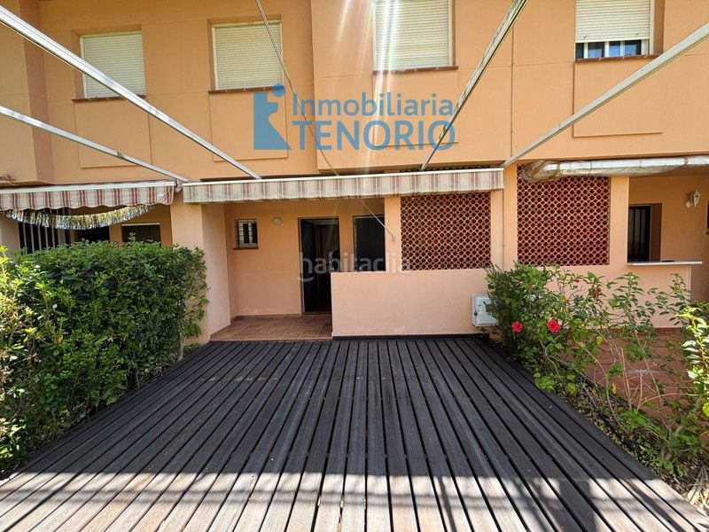 Foto 87a30a2d-f780-47c9-8d52-1ecc587443b1. Casa adossada a cumbres a Islantilla golf Islantilla