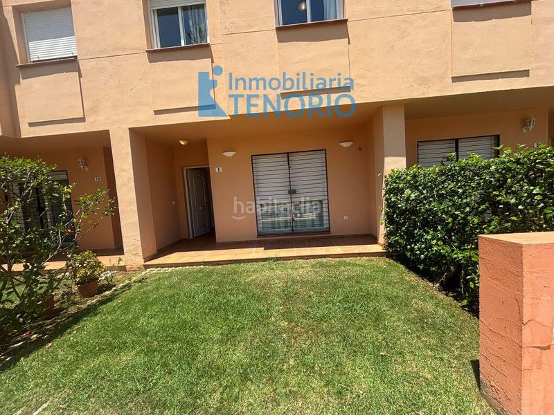 Foto dfd0a471-eb8c-43ac-b9f5-a72dbea17a26. Casa adossada a cumbres a Islantilla golf Islantilla