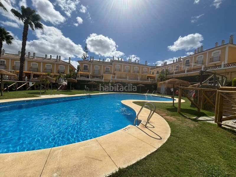 Foto ef4c9f69-3766-4150-9bf6-341c76f3c8ff. Casa adossada amb aparcament piscina a Islantilla golf Islantilla