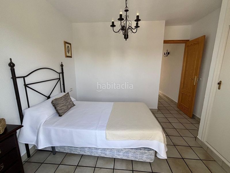 Foto 0db608d3-a66e-4c22-9b81-6f2cf0ccd793. Casa adossada amb aparcament a La Antilla