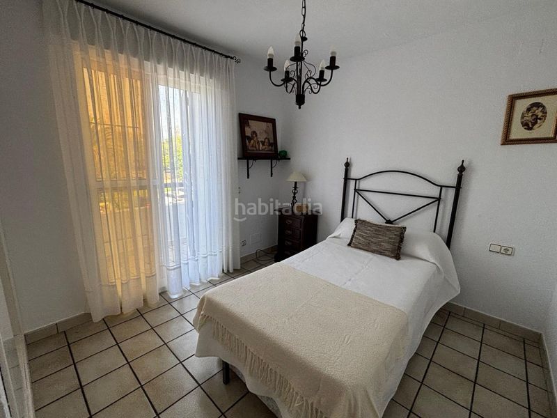Foto a807b536-08a8-4585-90aa-03701f931946. Casa adossada amb aparcament a La Antilla