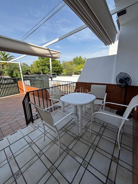 Foto efc117c6-7480-4492-8338-c14658ba6592. Casa adossada amb aparcament a La Antilla
