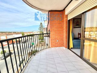 Apartment in Avda del terron. Apartamento en venta en la antilla, 3 dormitorios.