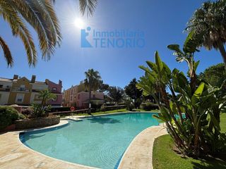 Casa adossada  De la vera. Adosado en venta en islantilla  campo de golf, 3 dormitorios.
