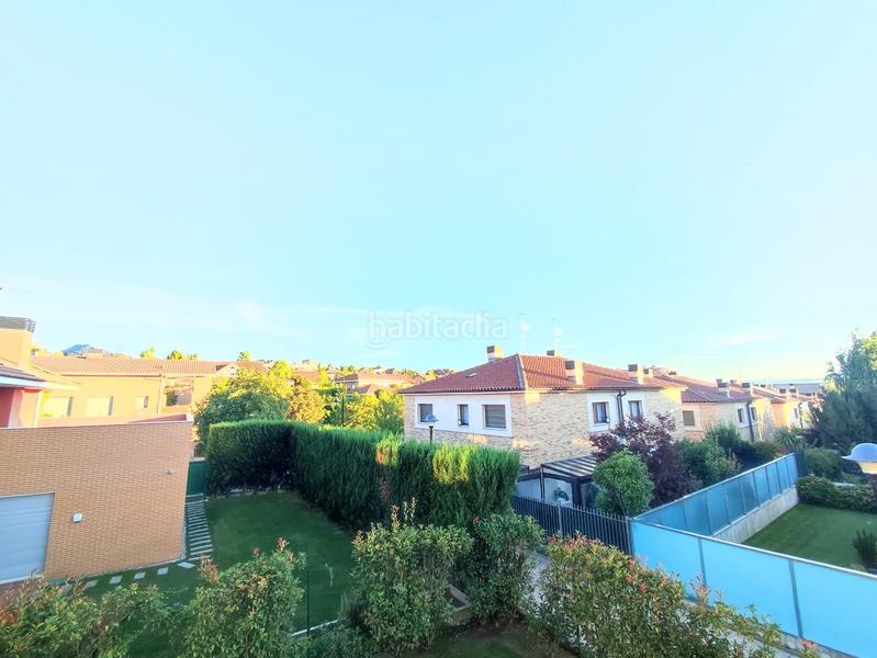 Foto 4a497067-6a52-48b3-8146-a6bcde9a891b. Reihenhaus mit heizung in Huarte / Uharte