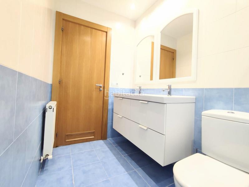 Foto 5a20d85d-c7ac-4836-bf22-0be2032d7f8f. Reihenhaus mit heizung in Huarte / Uharte