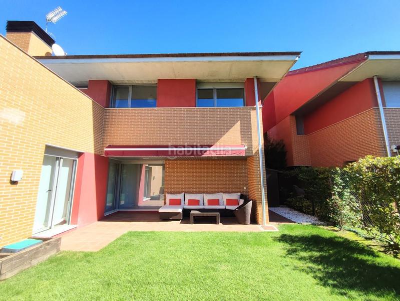 Foto 5c85ad21-0087-42b4-8005-a2a5a868e6c7. Reihenhaus mit heizung in Huarte / Uharte