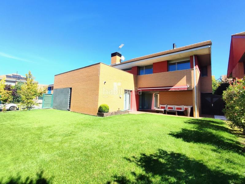 Foto 8f3a3f88-ab28-4b76-bef6-3d72b4920bf2. Reihenhaus mit heizung in Huarte / Uharte