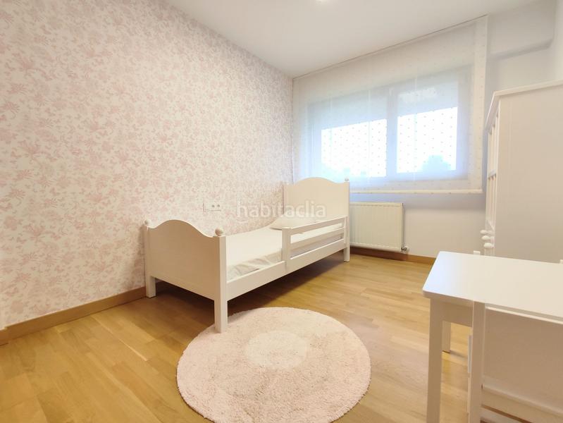 Foto c2ace283-5e99-4a49-a8f0-347a5a4b2fb0. Reihenhaus mit heizung in Huarte / Uharte