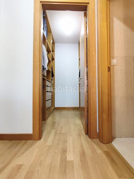 Foto e682c91b-f170-4aac-98bb-2a75f7d795fd. Reihenhaus mit heizung in Huarte / Uharte