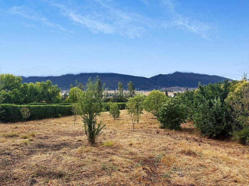 Foto f9d3b787-a16e-4c7e-9c35-7b1967e9695d. Alquiler finca rústica en Noáin (Valle de Elorz)