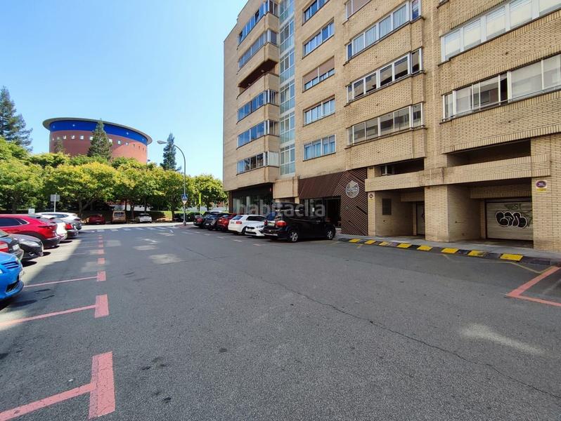Foto d881125b-a7f8-486a-81e9-b99bcbd5f7b0. Alquiler parking coche en Mendebaldea - Ermitagaña Pamplona / Iruña