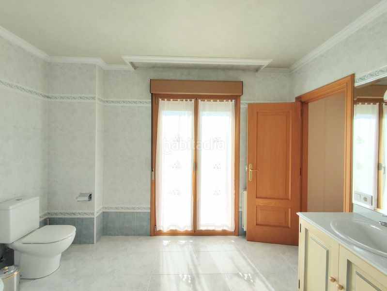 Foto 6e5f7a64-ef94-4dde-bb04-7dbbd9f5c991. Casa amb calefacció a Cizur