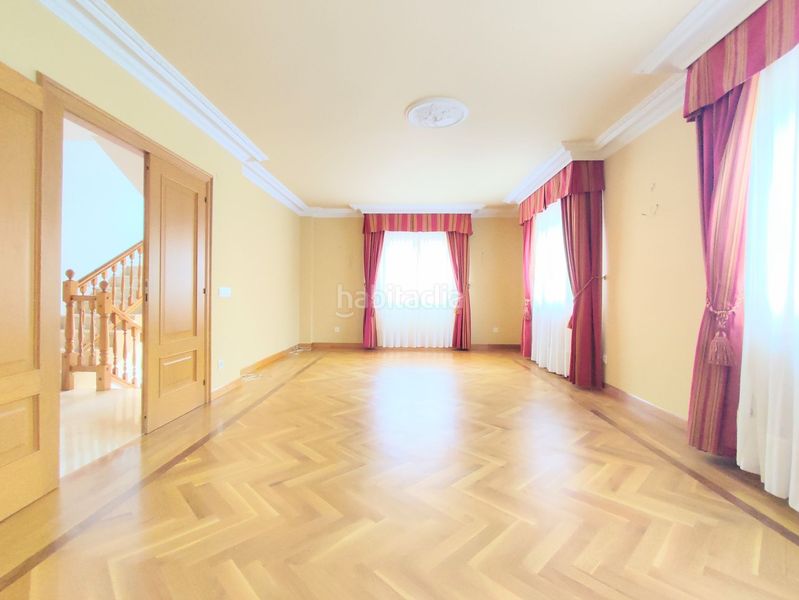 Foto b9d888e0-0a86-4ce8-905c-027acef374c8. Casa amb calefacció a Cizur