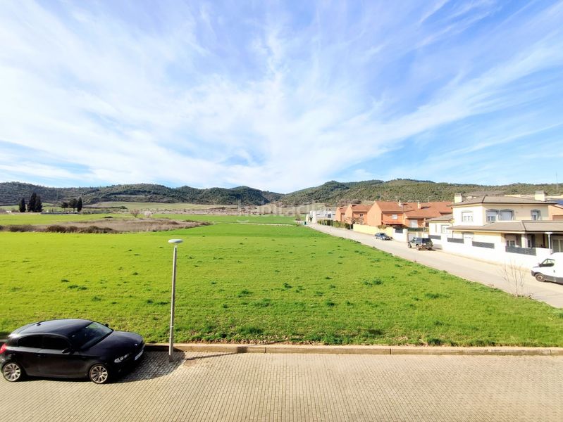 Foto 1414a014-5902-4ac7-bdd0-d13a7446d67b. Casa adossada amb calefacció a Aoiz / Agoitz