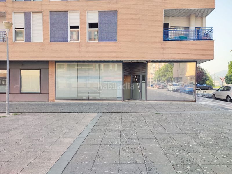 Foto f90a2211-2dda-4995-a56a-b94f4d342be6. Locale commerciale in Echavacóiz Pamplona / Iruña