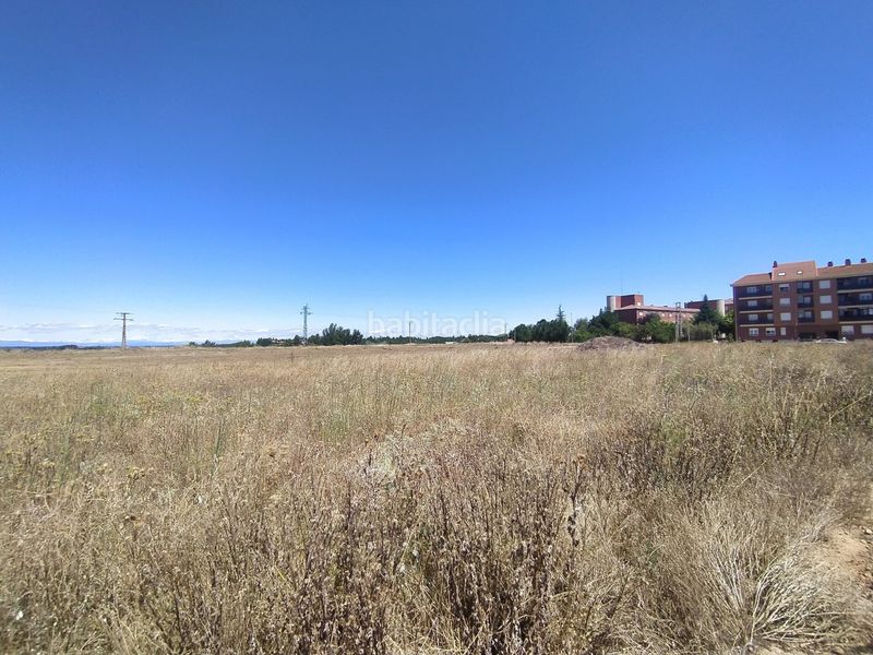 Foto fa9708cc-ea94-448c-b9bb-777cf792da91. Finca rústica a Valencia de Don Juan