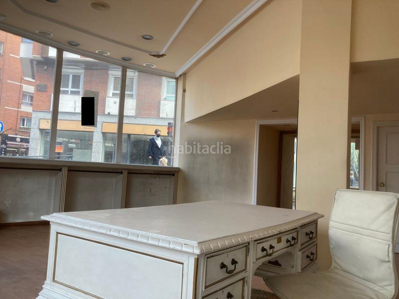Foto 13d2d2fa-205d-4f1f-a3e9-13f403632171. Local comercial a El Cristo Oviedo
