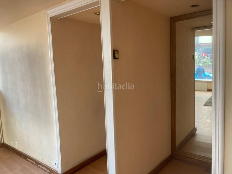 Foto e423ebdd-3a86-4f44-b7f0-e82cbc2c5a00. Local comercial a El Cristo Oviedo