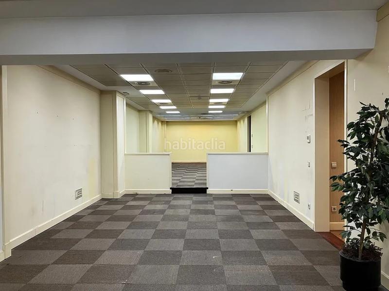 Foto 626c5f6d-e406-498e-9437-a9a2ea68a741. Rent office space in Parque San Francisco - Uría Oviedo