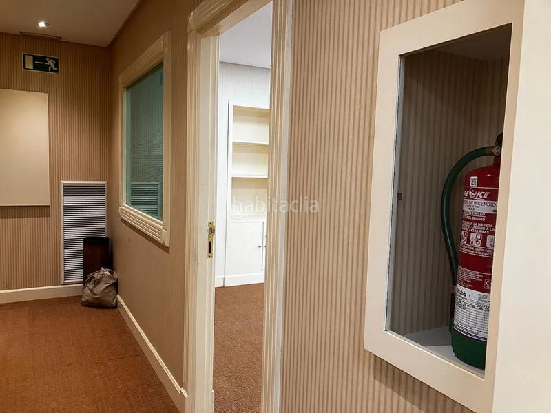 Foto e99aaf32-b781-4593-98f1-7635d87751ab. Rent office space in Parque San Francisco - Uría Oviedo