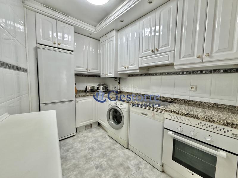 Foto e3480376-6474-402a-97de-53b761e64bcb. Miete etagenwohnung mit parking in Salesas - Foncalada - Campoamor Oviedo