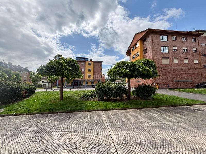 Foto c2815dcb-bfae-43f2-9ae8-7eb2afd48a13. Local commercial dans Colloto Oviedo