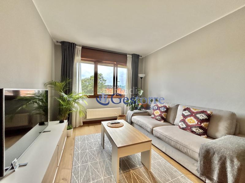 Foto 10f424b9-f818-4a6a-aa84-48177b803405. Alquiler piso  en alquiler en calle quirós Las Campas 3 habitaciones, garaje y excelente orientación se alquila vivienda en calle q en Oviedo
