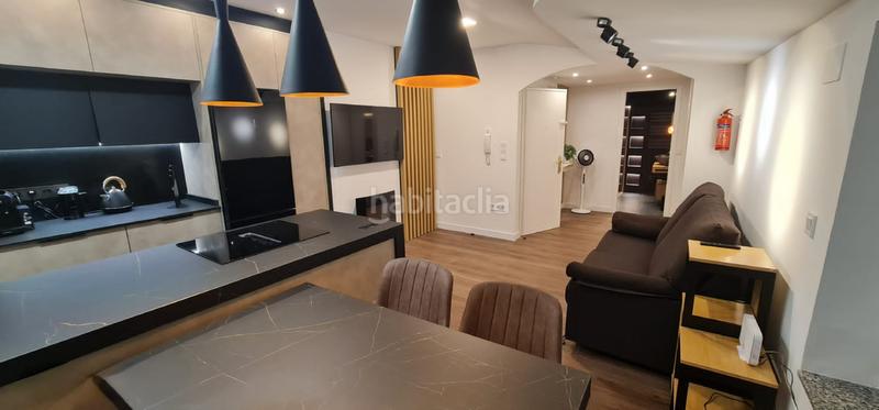 Foto 0848c9c4-13e7-4edf-912e-a0c71a08adfc. Rent penthouse with heating in Casco Histórico Oviedo