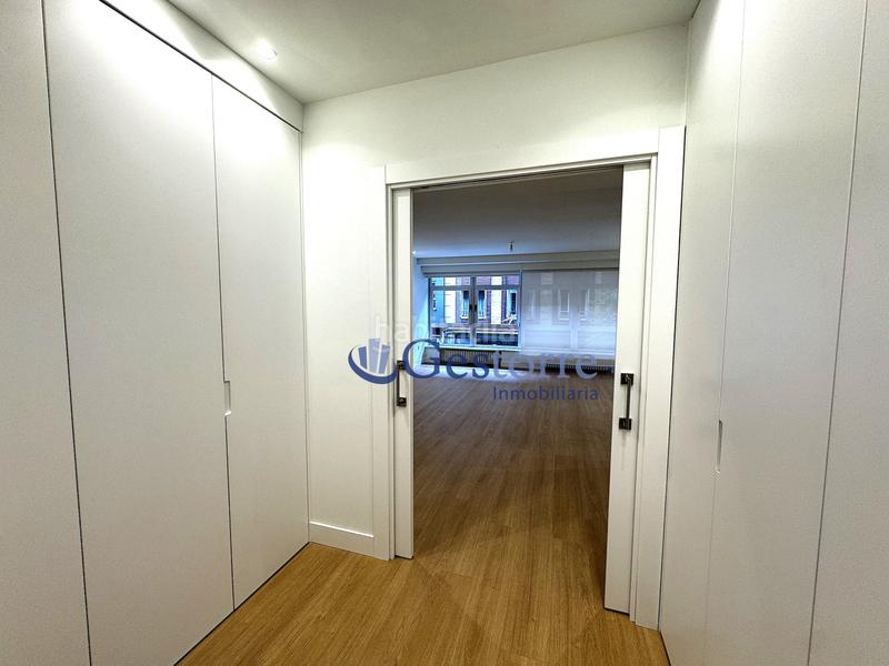 Foto 25c65484-88cb-439f-a023-86e688a72749. Piso exclusivo piso en venta en calle real , presentamos una oportunidad única de adquirir un magnifico piso a un minuto c en Oviedo