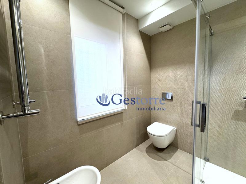 Foto 854bec26-2988-44d5-b838-7f59007dd4e2. Piso exclusivo piso en venta en calle real , presentamos una oportunidad única de adquirir un magnifico piso a un minuto c en Oviedo