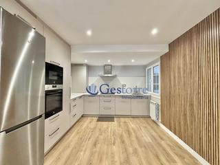 Location Appartement  Avenida torrelavega. Contactar en el .6..0..4...9..5..0..2..0..2... primera planta si