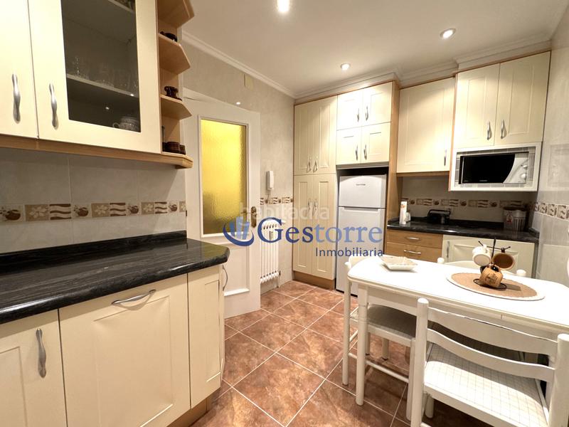 Foto c8c004ba-2f9f-4407-9500-4031af429ae9. Appartamento in Oviedo - cl palacio valdes 6 in Salesas - Foncalada - Campoamor Oviedo