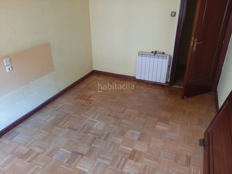 Foto de25bebb-8d34-4dd4-94da-488799d98c3e. Appartamento con riscaldamento in Milán - Pumarín Oviedo