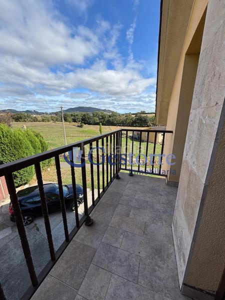 Foto 4e4a6479-a924-459e-8ed4-ea997704bb23. Casa con riscaldamento parcheggio in Llanera