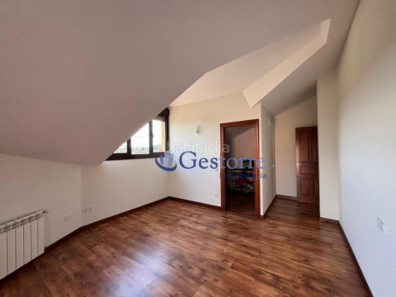 Foto 52149993-d086-4576-96fd-09a50f53a973. Casa con riscaldamento parcheggio in Llanera